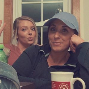 Meet your Posher, Salena